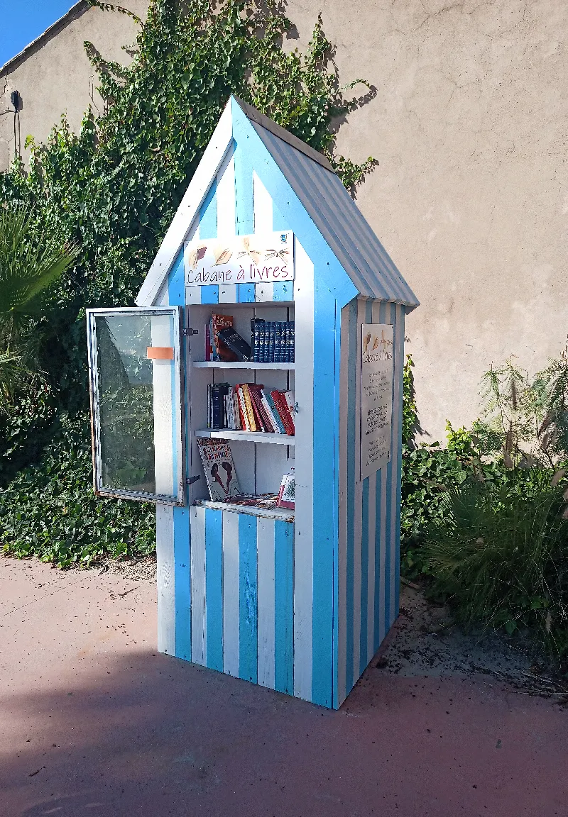 Délivrez - Boite à livres (Mèze, France)